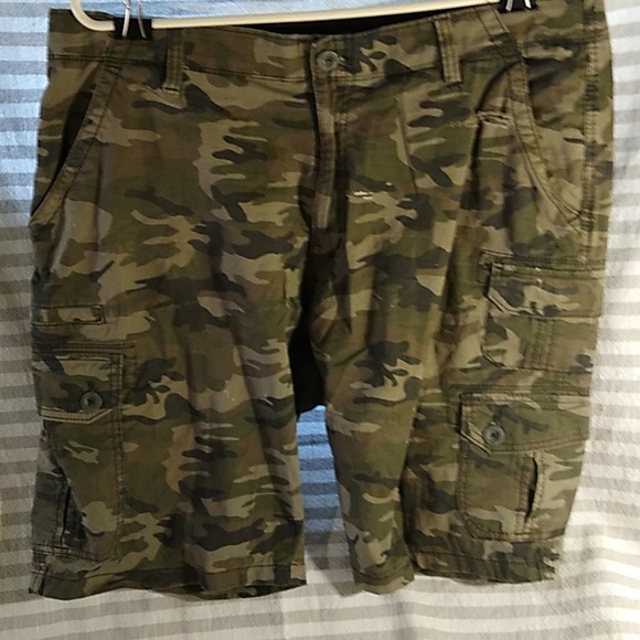 Men's Shorts - Picture 1 of 11